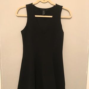 Perfect little black dress!